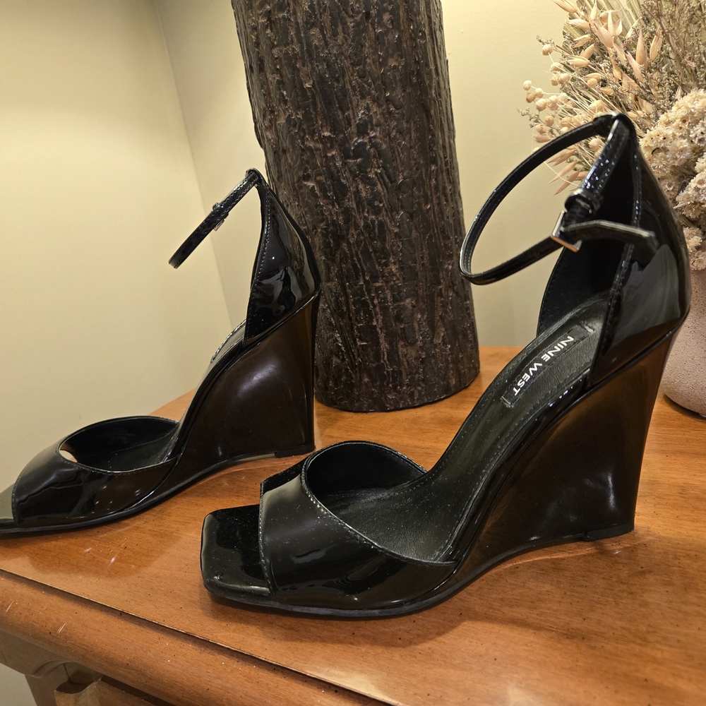 Nine West Glossy Black Wedge Heels